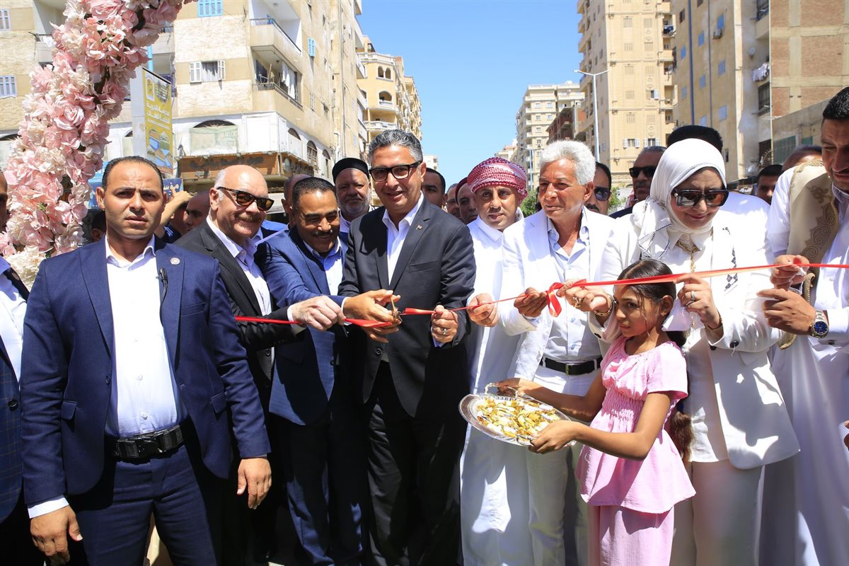 وزير التموين ومحافظ مطروح&nbsp;