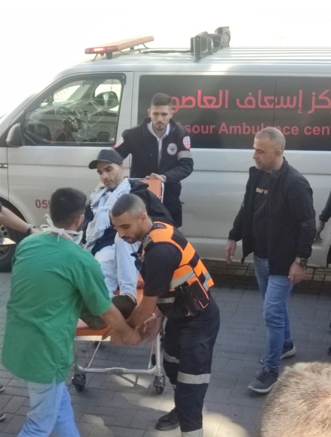 تقديم الرعاية الصحية للأسري&nbsp;