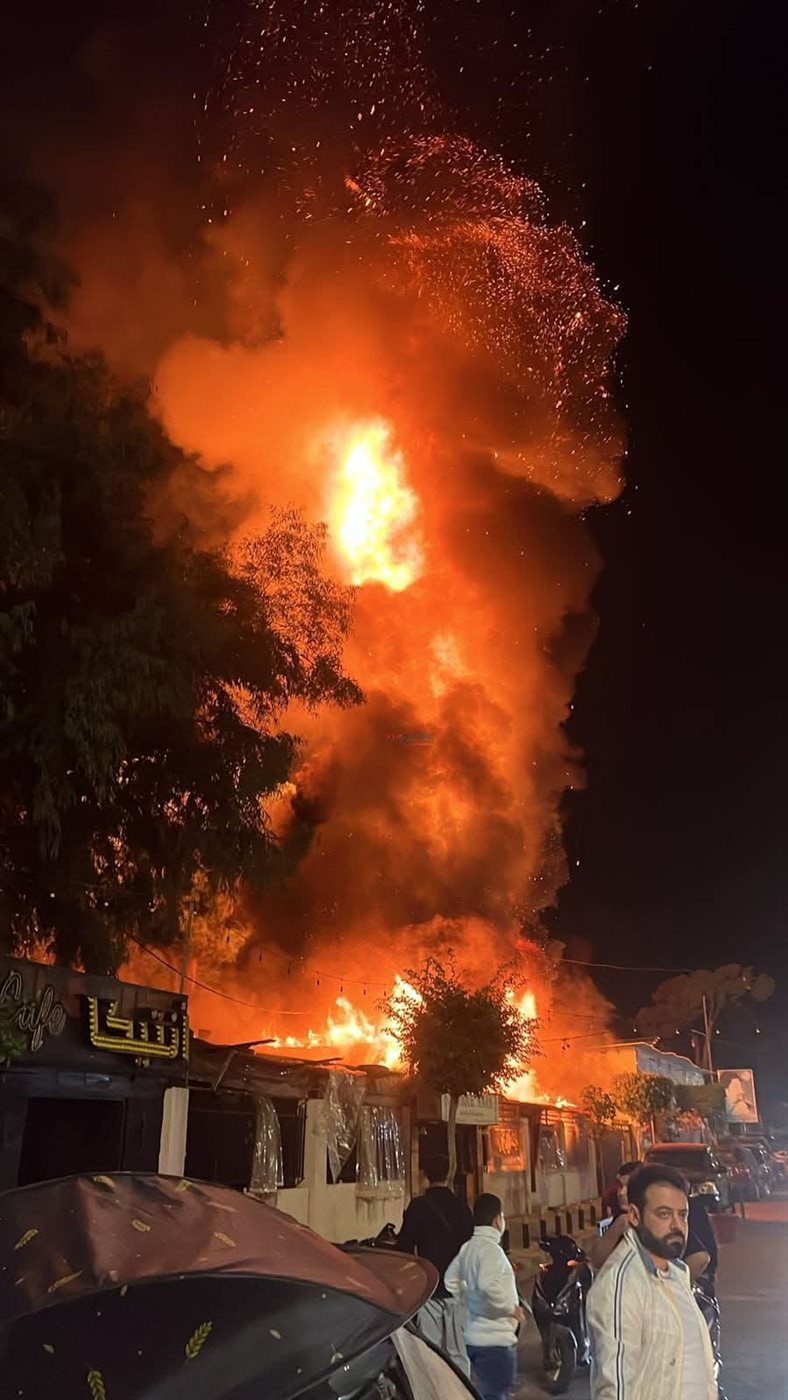 حريق منطقة الطيونة