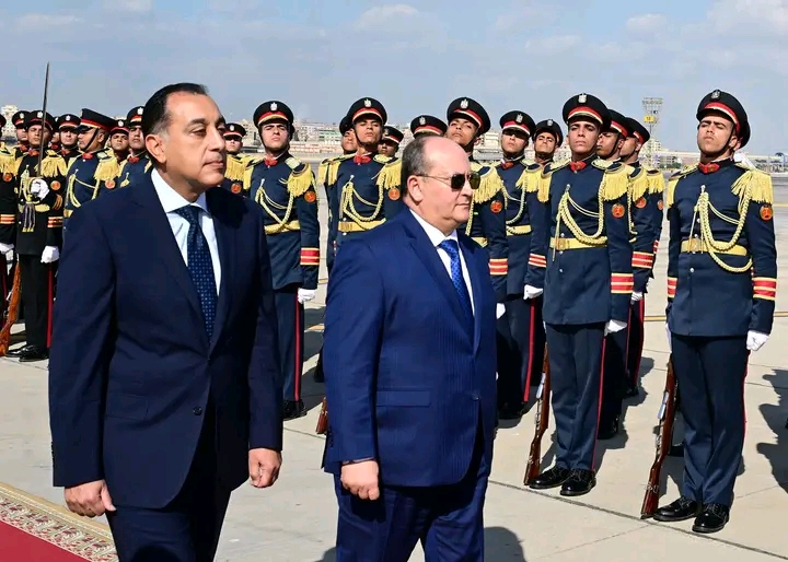 رئيس مجلس الوزراء الدكتور مصطفي مدبولي ووزير الجمهورية الجزائرية&nbsp;