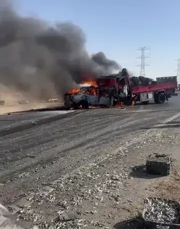 حادث مروع شهده الطريق الصحراوي الشرقي بالقرب من مركز ملوي جنوب محافظة المنيا، وأسفر عن مصرع 4 أشخاص وتفحمت جثثهم وإصابة آخرين