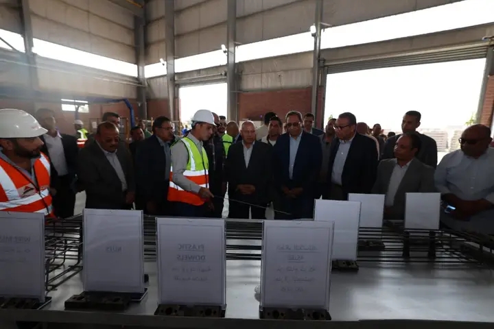 وزير الصناعة والنقل