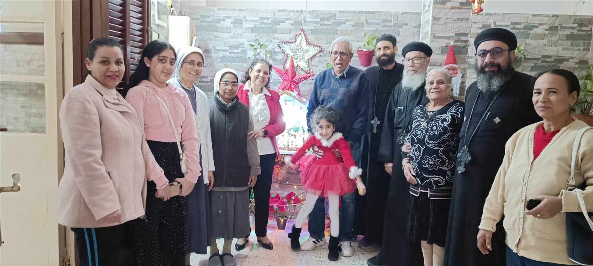وفد الكنيسة الارثوذكسية بالسويس يهنئ راهبات الكاثوليك بعيد الميلاد المجيد