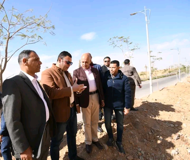 وزير الإسكان يتفقد مشروعي الموقف الإقليمي ومبنى المجمع الشرطي بمدينة حدائق العاصمة