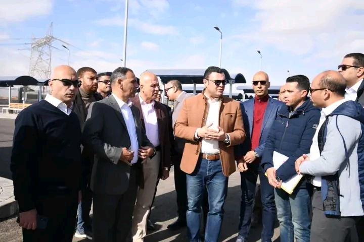 وزير الإسكان يتفقد مشروعي الموقف الإقليمي ومبنى المجمع الشرطي بمدينة حدائق العاصمة