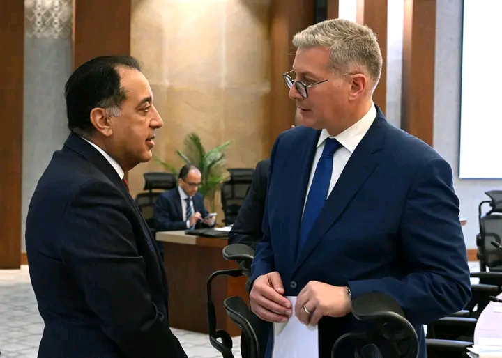 وزير البترول يستعرض نتائج تقرير 