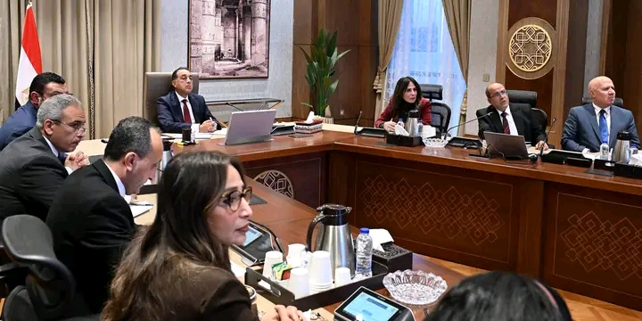 رئيس الوزراء يتابع جهود فض التشابكات المالية بين عدد من الجهات الحكومية