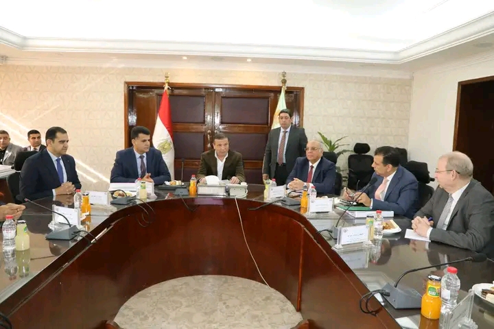 وزير الزراعة يترأس اجتماع مجلس إدارة 