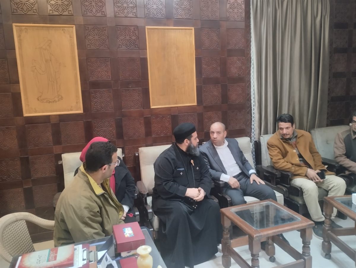قيادات مركز أبو النمرس بالجيزة في زيارة لدير أبو سيفين بطموه بمناسبة عيد الميلاد المجيد