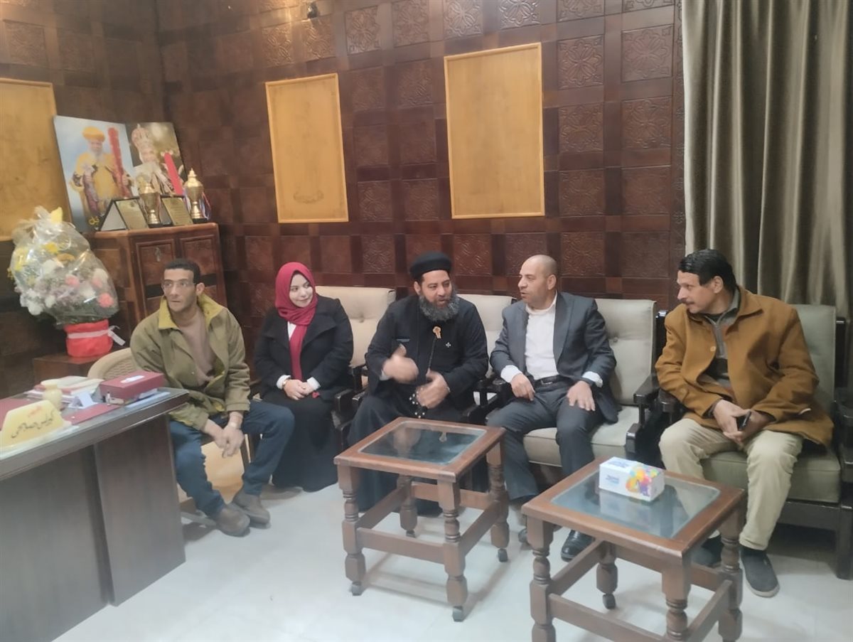 قيادات مركز أبو النمرس بالجيزة في زيارة لدير أبو سيفين بطموه بمناسبة عيد الميلاد المجيد