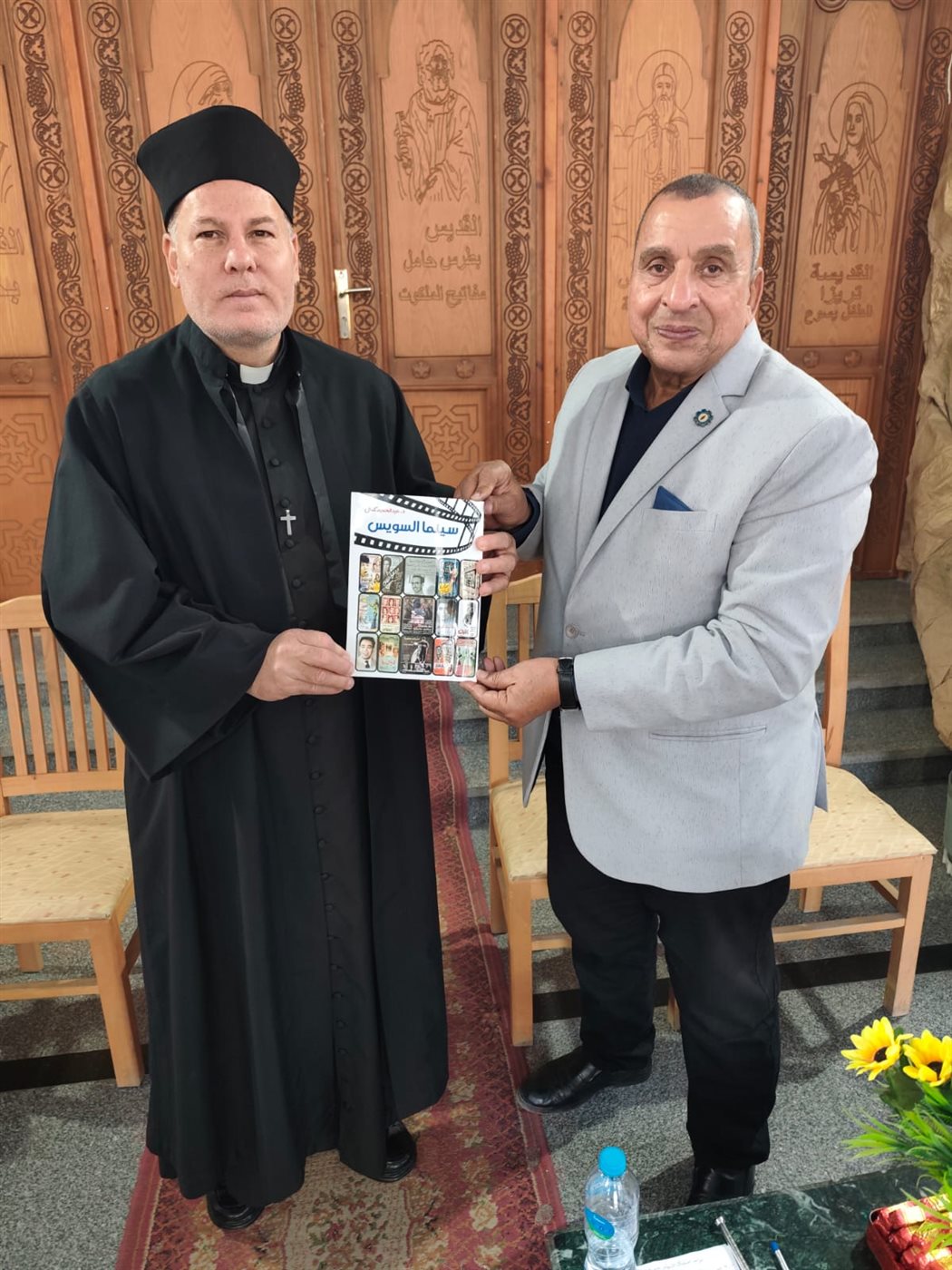 برلماني يهنيء قيادات كنائس السويس والأخوه الأقباط بمناسبة عيد الميلاد المجيد