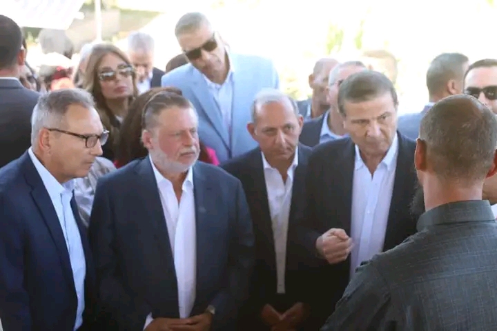محافظ البنك المركزي المصري ووزير الزراعة يتفقدان عدد من القرى المستفيدة من مشروع دعم صغار المزارعين بمحافظة أسوان