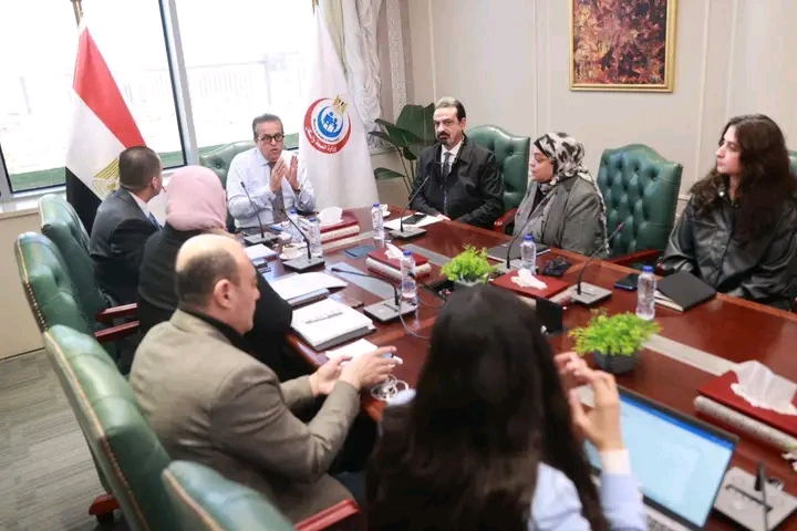 نائب رئيس مجلس الوزراء وزير الصحة يتابع مستجدات تكليف دفعة 2023 الطبية