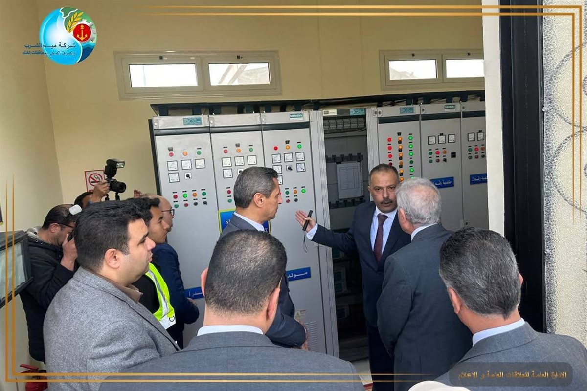 مياه القناة:مستشار السيد رئيس الجمهورية للتنمية المحلية ومحافظ السويس يتفقدا محطة رفع صرف صحى الحرفيين