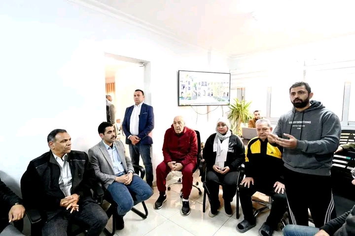 &nbsp;وزير الإسكان يتابع موقف تنفيذ مشروعات تطوير منطقة مثلث ماسبيرو وسور مجرى العيون وحديقة الأزبكية ونادي السلاح