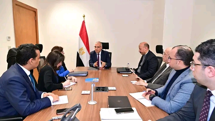 الدكتور هاني سويلم يستقبل مساعد وزير الخارجية وأمين عام 