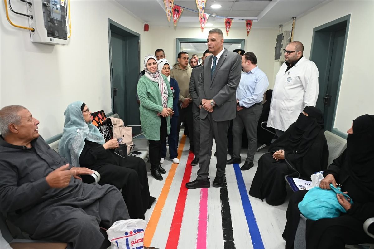 جولة ميدانية لمحافظ جنوب سيناء داخل مستشفى شرم الشيخ الدولي لمتابعة انتظام العمل