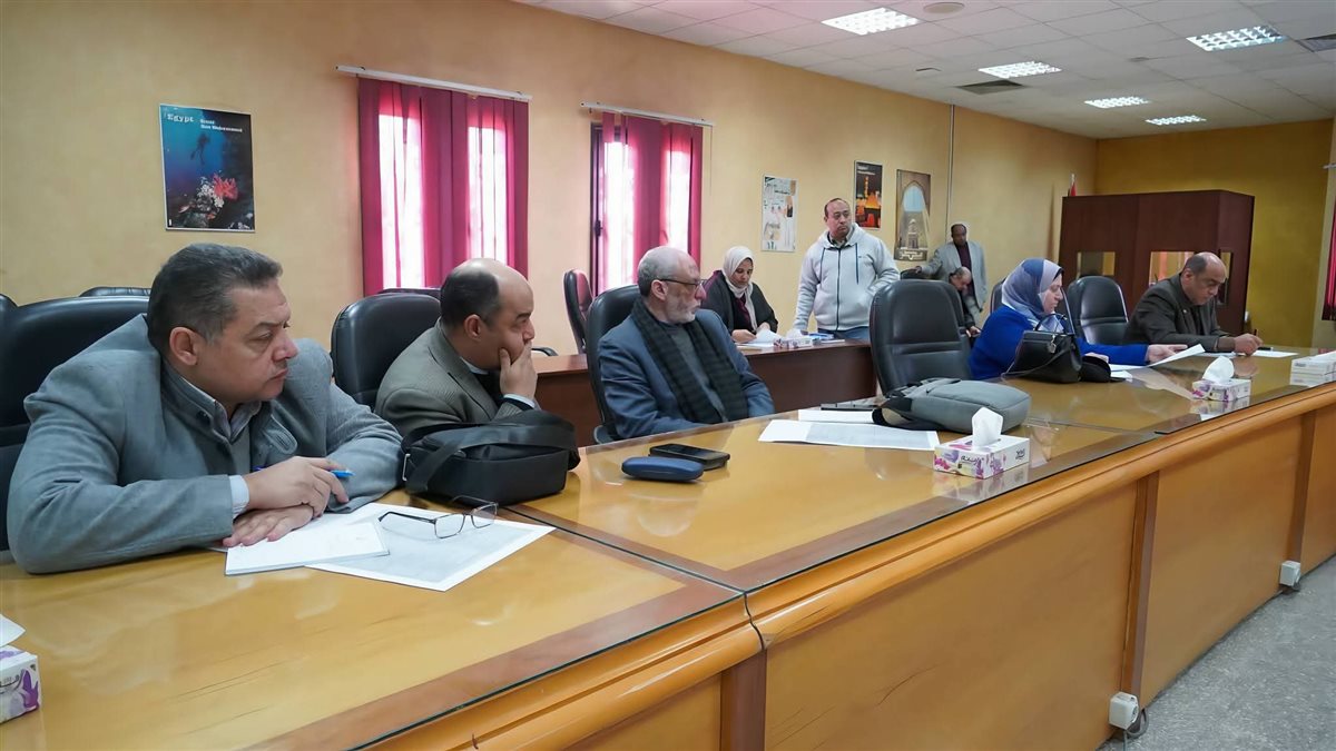 وزير الموارد المائية الدكتور سويلم يتابع آخر مستجدات إنشاء