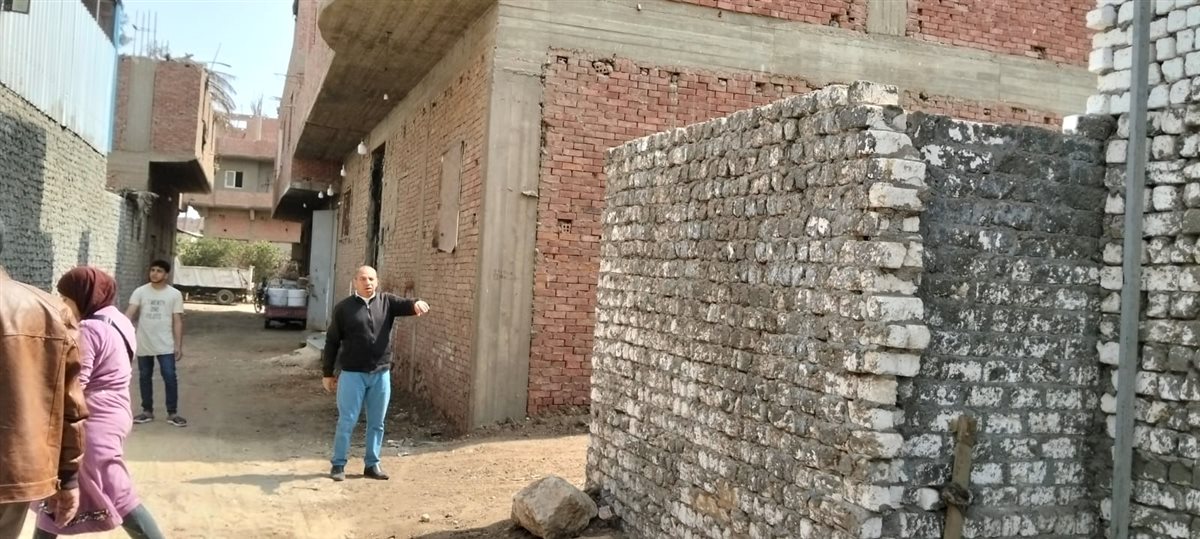 رئيس مركز ومدينة أبو النمرس بجنوب الجيزة يشن حملة إزالات مكبرة وتصدّي للمخالفين