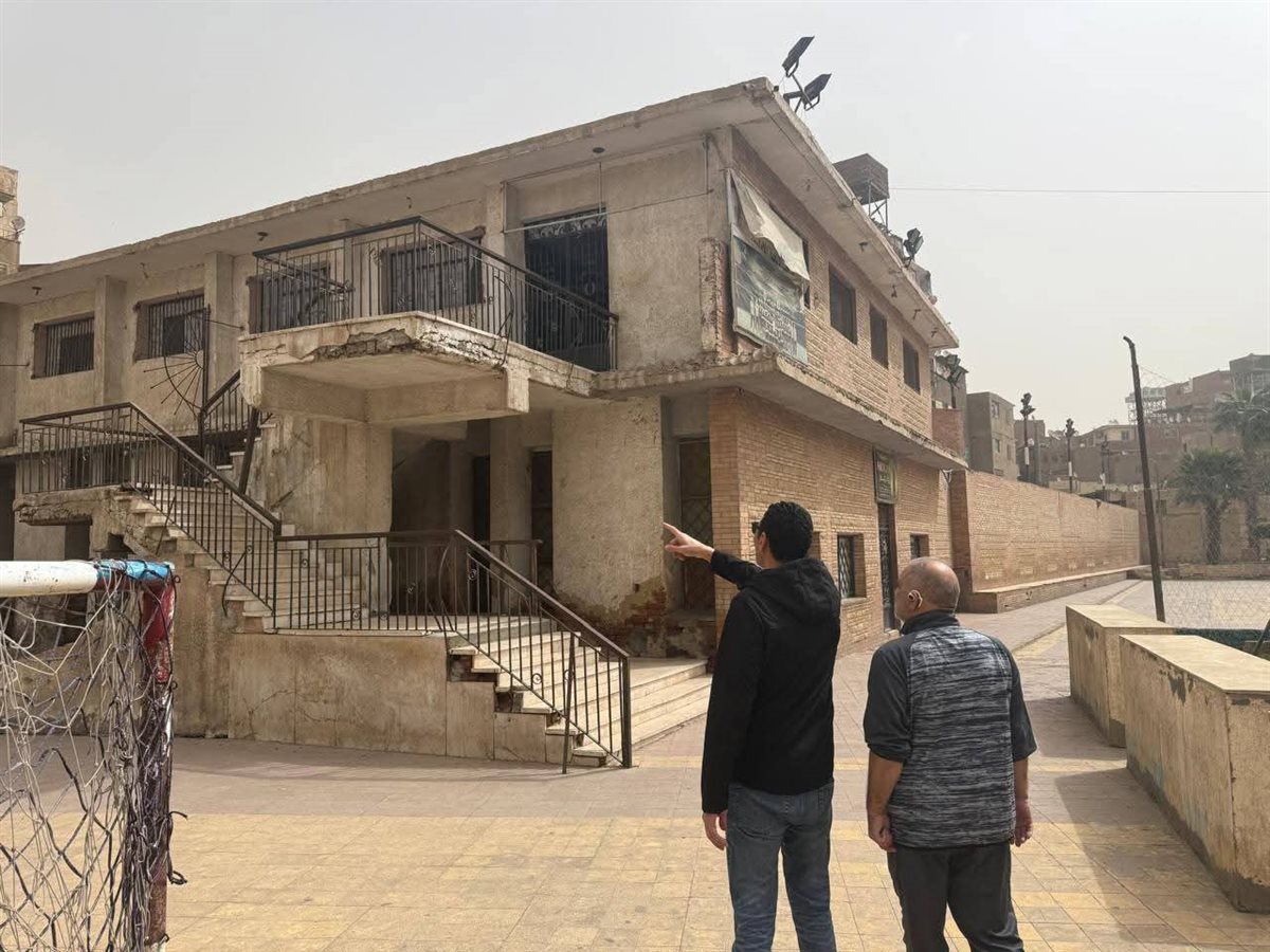 وزير الشباب والرياضة جوهر نبيل يجري جولة مفاجئة لعدد من مراكز الشباب ويصدر قرارات حاسمة لمحاسبة المقصرين .