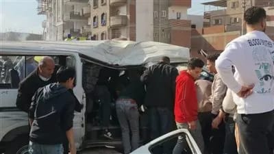 بسبب التقلبات الجوية.. وفاة شاب إثر سقوط لوحة إعلانات ضخمة بشارع البحر في المحلة الكبرى