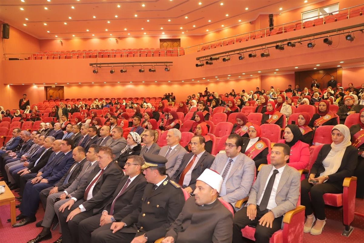 جامعة السويس تحيي الذكرى الأولى للشهيد عبدالرحمن عزالدين .. وتكرم الفائزين في مسابقة حفظة كتاب الله
