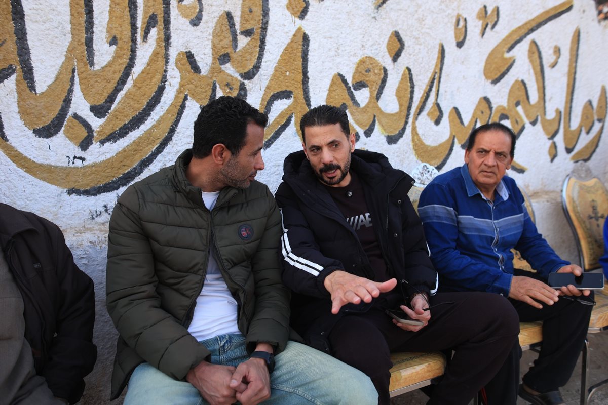 تحت رعاية 