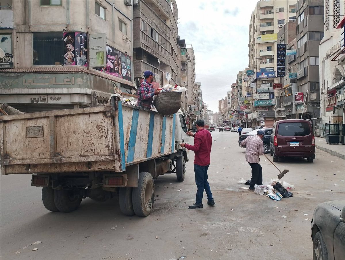 نشاط ملحوظ لإحياء السويس في<br>تكثيف الجهود لرفع كفاءة النظافة بالمحافظة