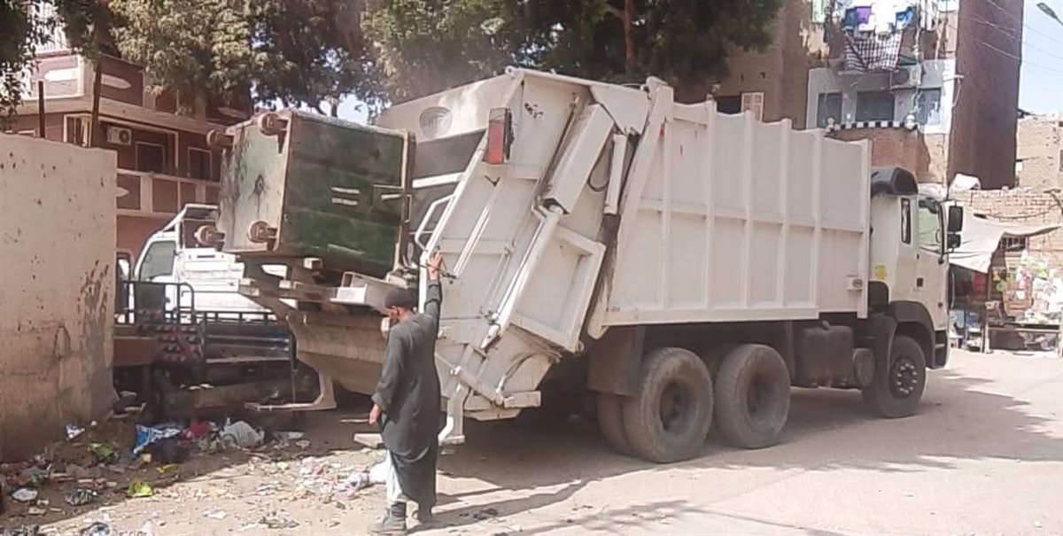 تكثيف حملات النظافة بمركز صدفا بأسيوط &nbsp;ورفع 141 طن مخلفات