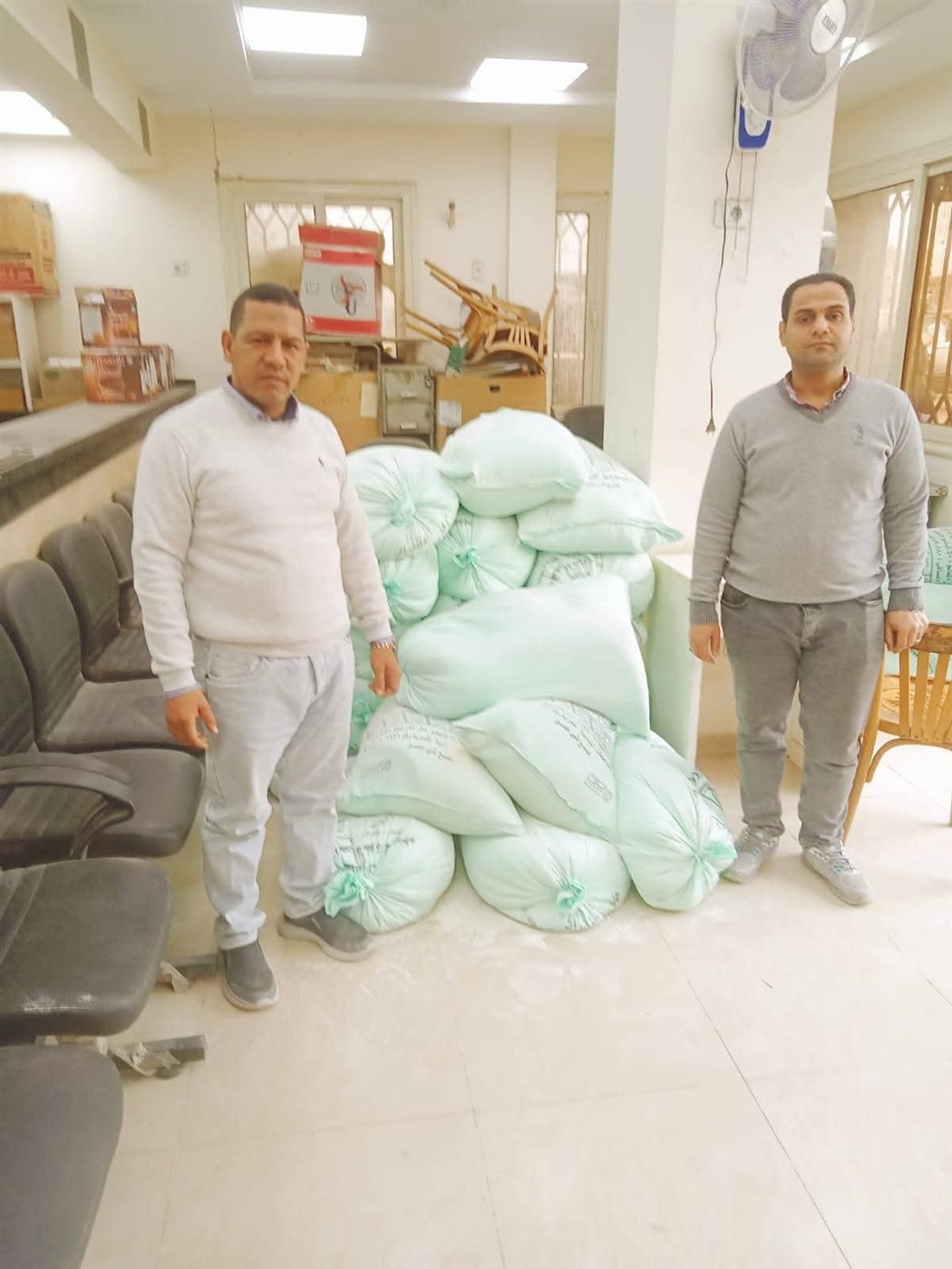 محافظ أسيوط: ضبط 21 جوال دقيق بلدي بأبوتيج