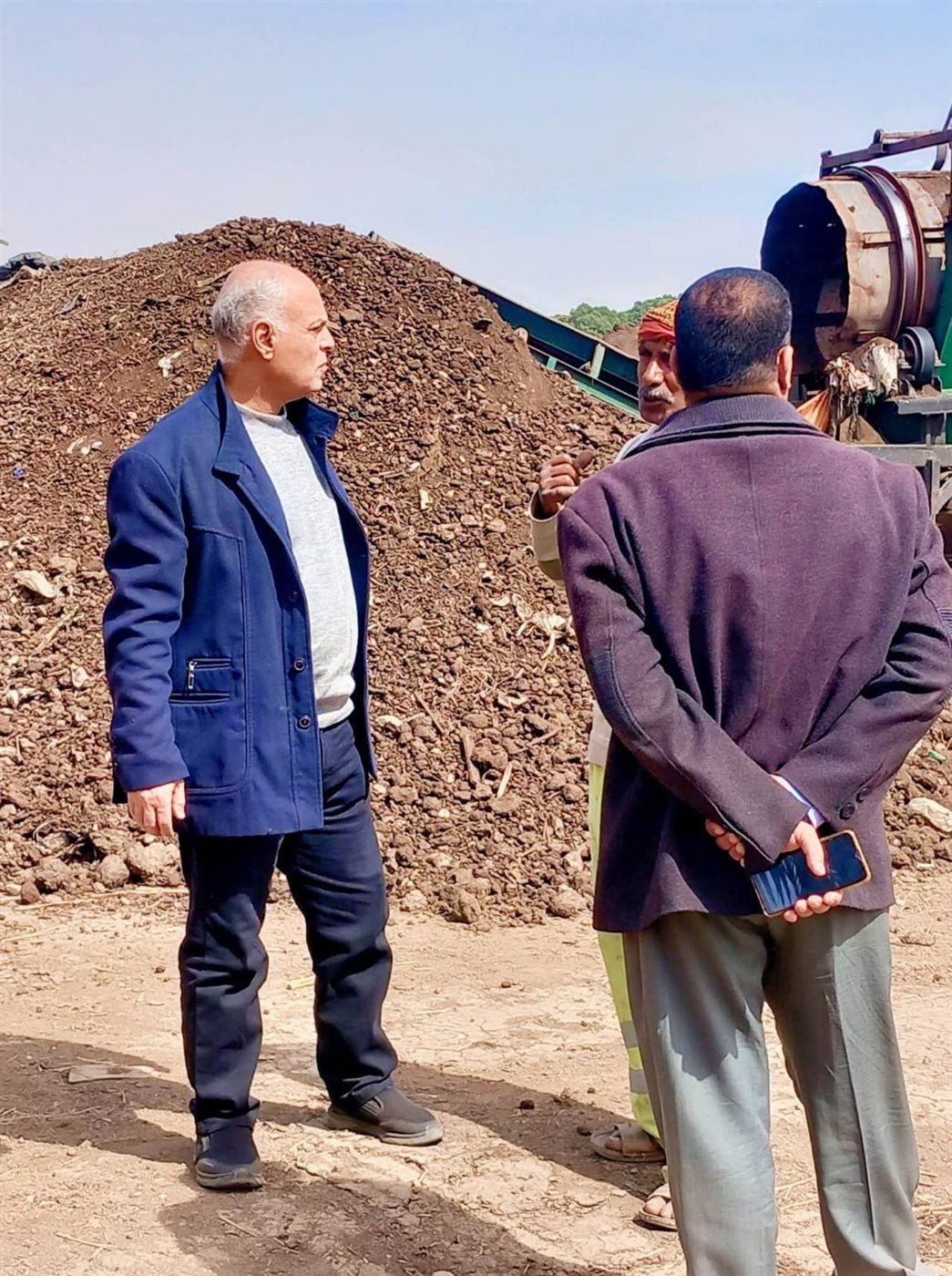 محافظ أسيوط يشدد على المتابعة المستمرة للتخلص الآمن من المخلفات الزراعية وتعظيم الاستفادة منها