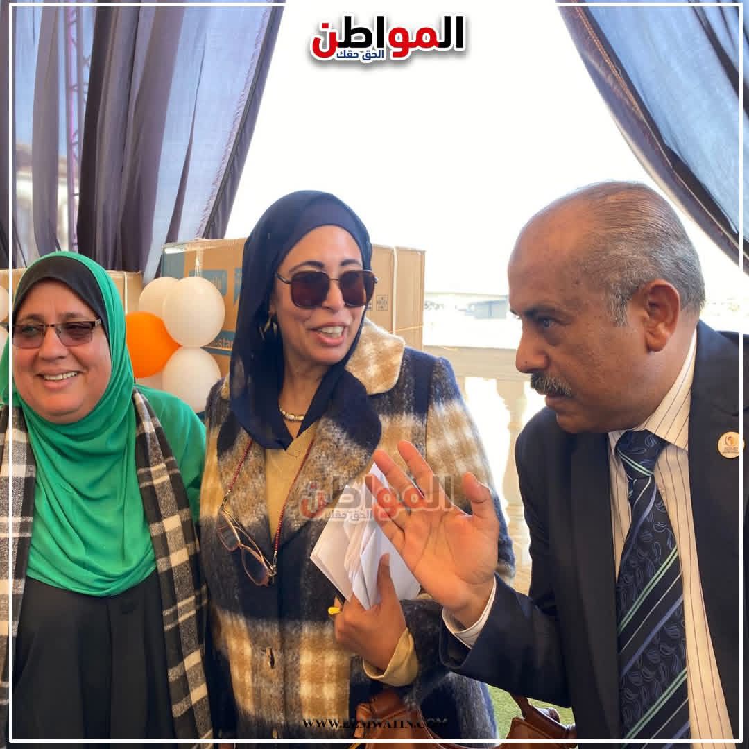 الأستاذ جابر المهدي وأم الغلابة» عزيزة عبد العليم.. من داخل بوابة المواطن