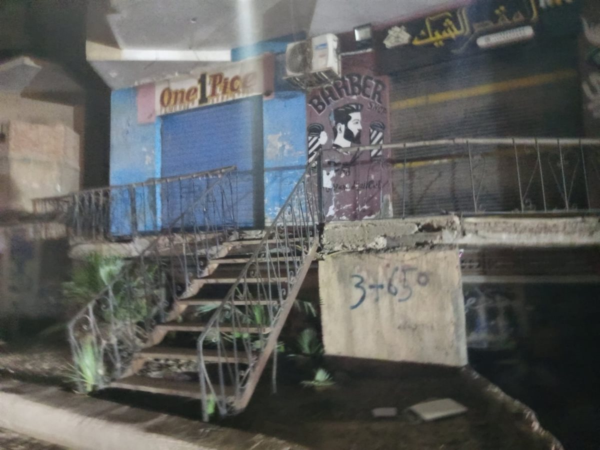 رئيس مدينة أبو النمرس بالجيزة يقود حملة مرورية لتنفيذ مواعيد الغلق المعُلن عنها