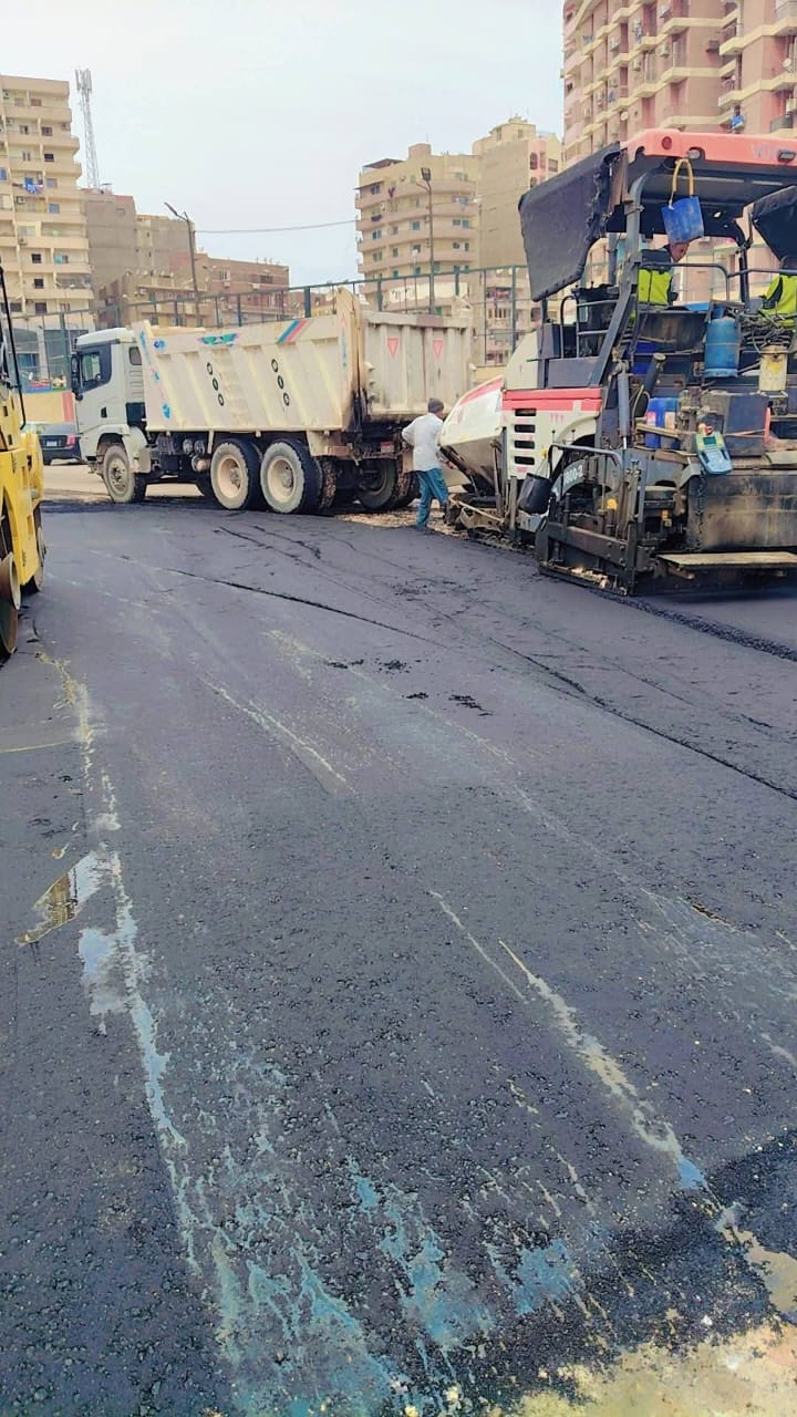 رصف وتطوير شوارع أسيوط &nbsp;لتعزيز السيولة المرورية