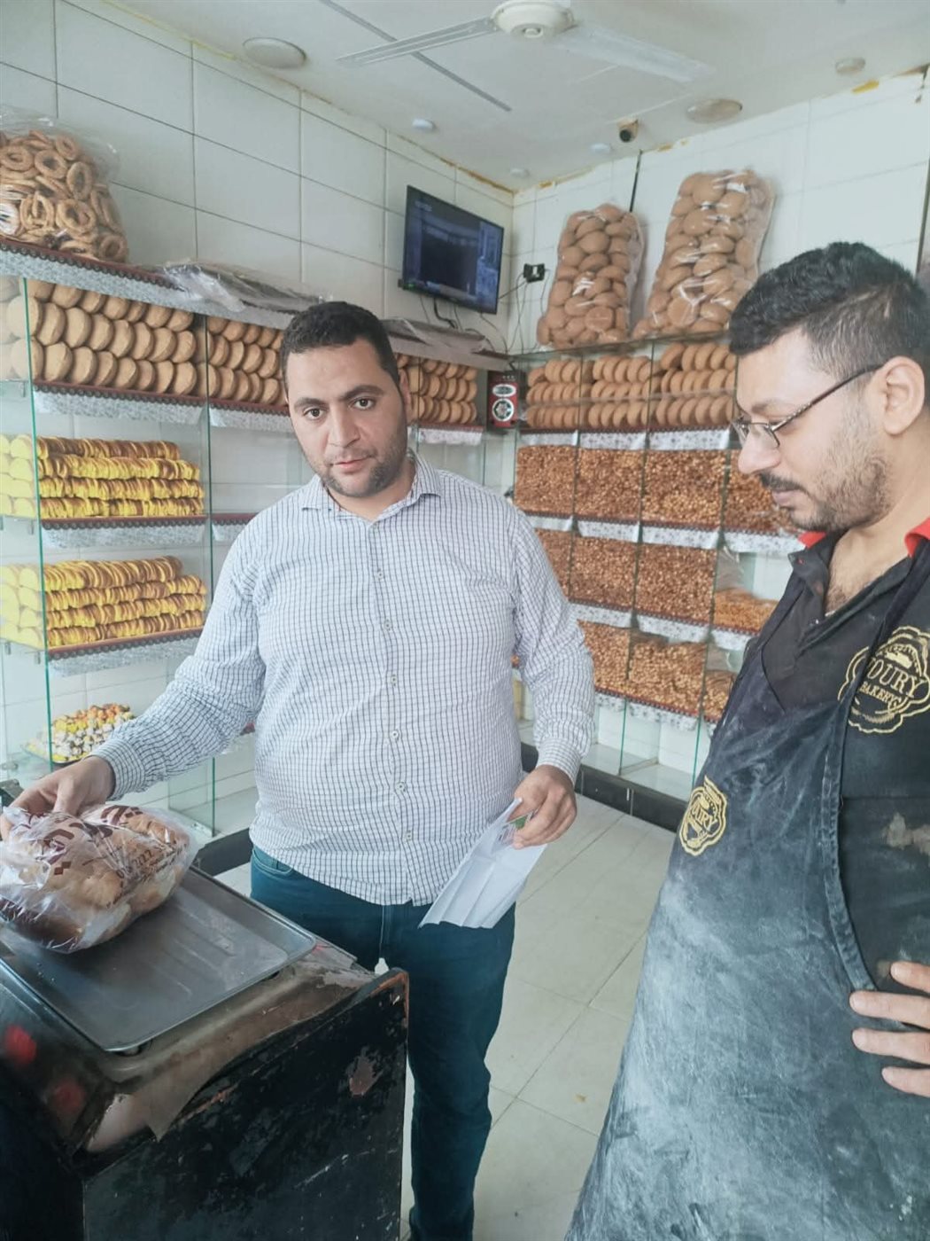 تحرير 290 محضرًا تموينيًا خلال حملات رقابية مكثفة بالمراكز والأحياء بأسيوط