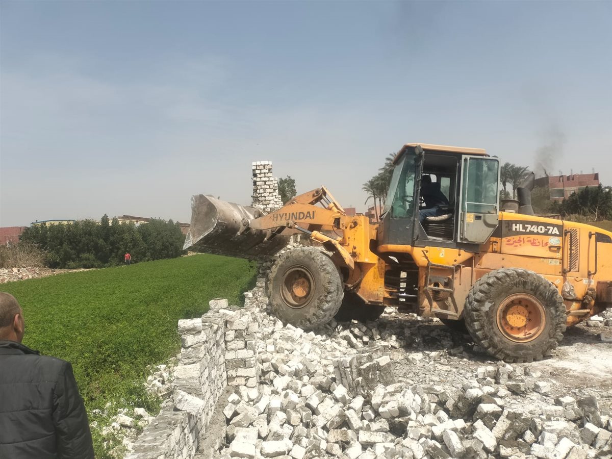 حملات إزالة بمركز أبو النمرس بجنوب الجيزة بمتابعة المهندس رمضان عمارة رئيس المدينة