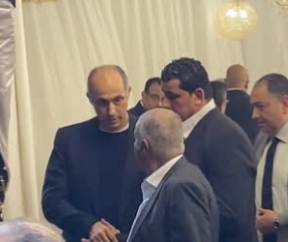 جمال مبارك يشارك رجال الدولة والسياسة واجب عزاء والدة أحمد عز