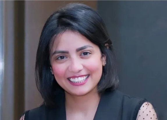 الفنانة سهر الصايغ