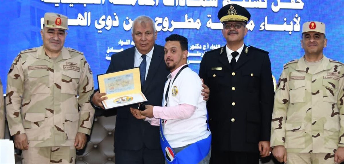 &nbsp;القوات المسلحة تدفع عدد من اللجان التجنيدية لإنهاء المواقف التجنيدية للمواطنين بالمناطق الحدودية