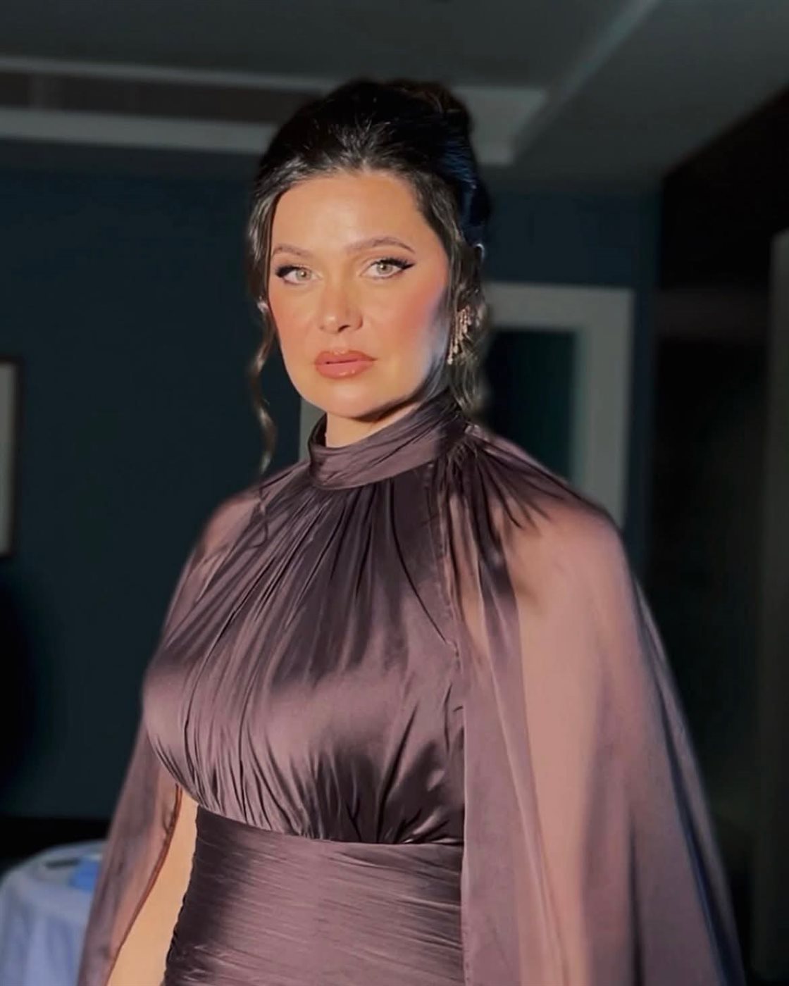 الفنانة يسرا اللوزي