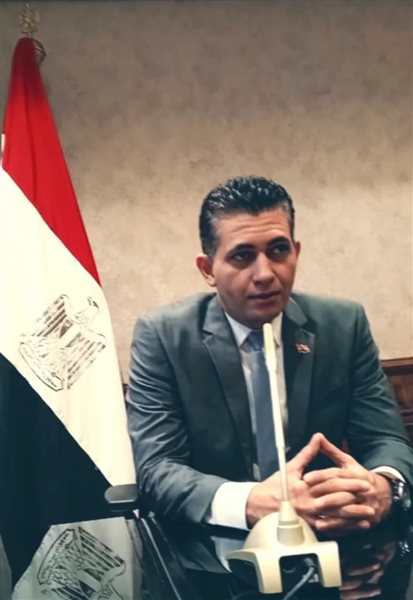 دكتور أحمد يحيي 