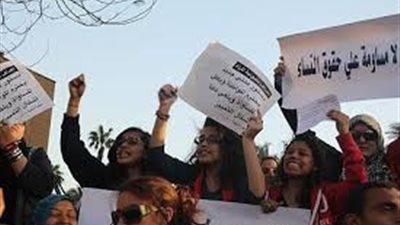 مظاهرة نسائية بمدن السويد احتفالًا باليوم العالمي للمرأة