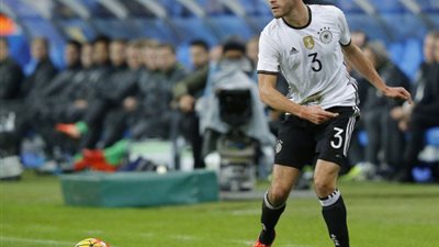 لاعب كولن على رادار برشلونة