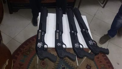 القبض على عامل بحوزته 5 بنادق خرطوش في سوهاج