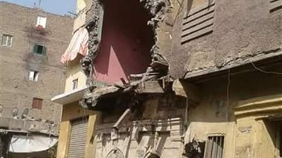 انهيار جزئي بمنزل وإخلاء 3 منازل أخرى بدمنهور
