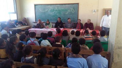 صور| ندوة للتوعية من مخاطر فيروس سي بمدرسة الطرفة في سانت كاترين 