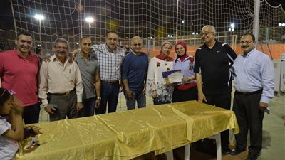 صور| مجلس الشمس يكرم بطلات الطائرة 
