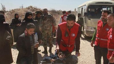 استمرار خروج المدنيين المحتجزين بالغوطة الشرقية 