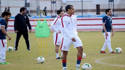 تدريبات تأهيلية للاعبي الزمالك في الجيم