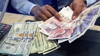 الإسترليني​ يواصل صعوده أمام الدولار في أفضل أداء أسبوعي منذ فترة